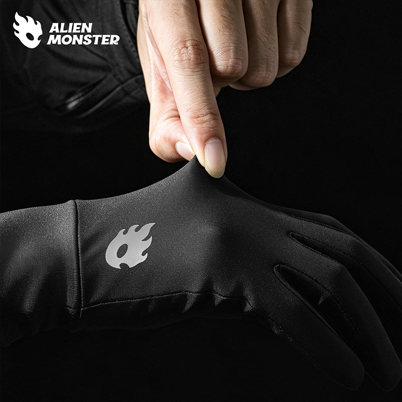 SILENT HUNT (linger glove)